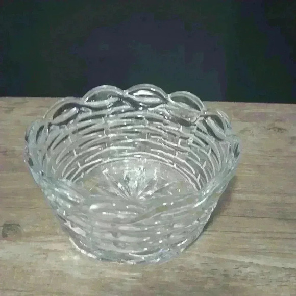 Decorative Glass Basket without  handle - Picture 4 of 5